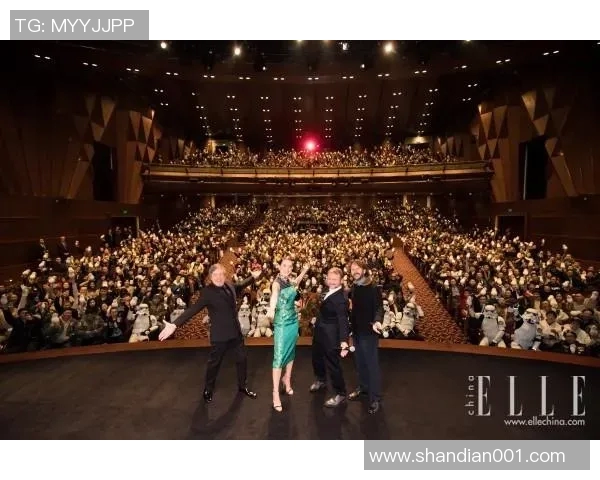 震撼登场！全球足球球星出场仪式精彩瞬间盘点与背后故事揭秘